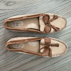 BOC BORN Cream Lace Flat Moccasin 8.5